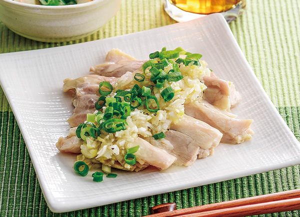 蒸し鶏のねぎ塩ダレ