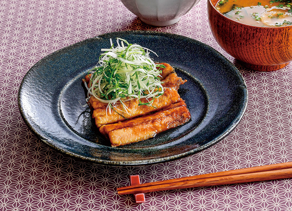 秋刀魚の蒲焼き～香味野菜のせ～