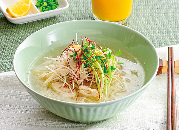 鶏肉とザーサイのせ中華風そうめん