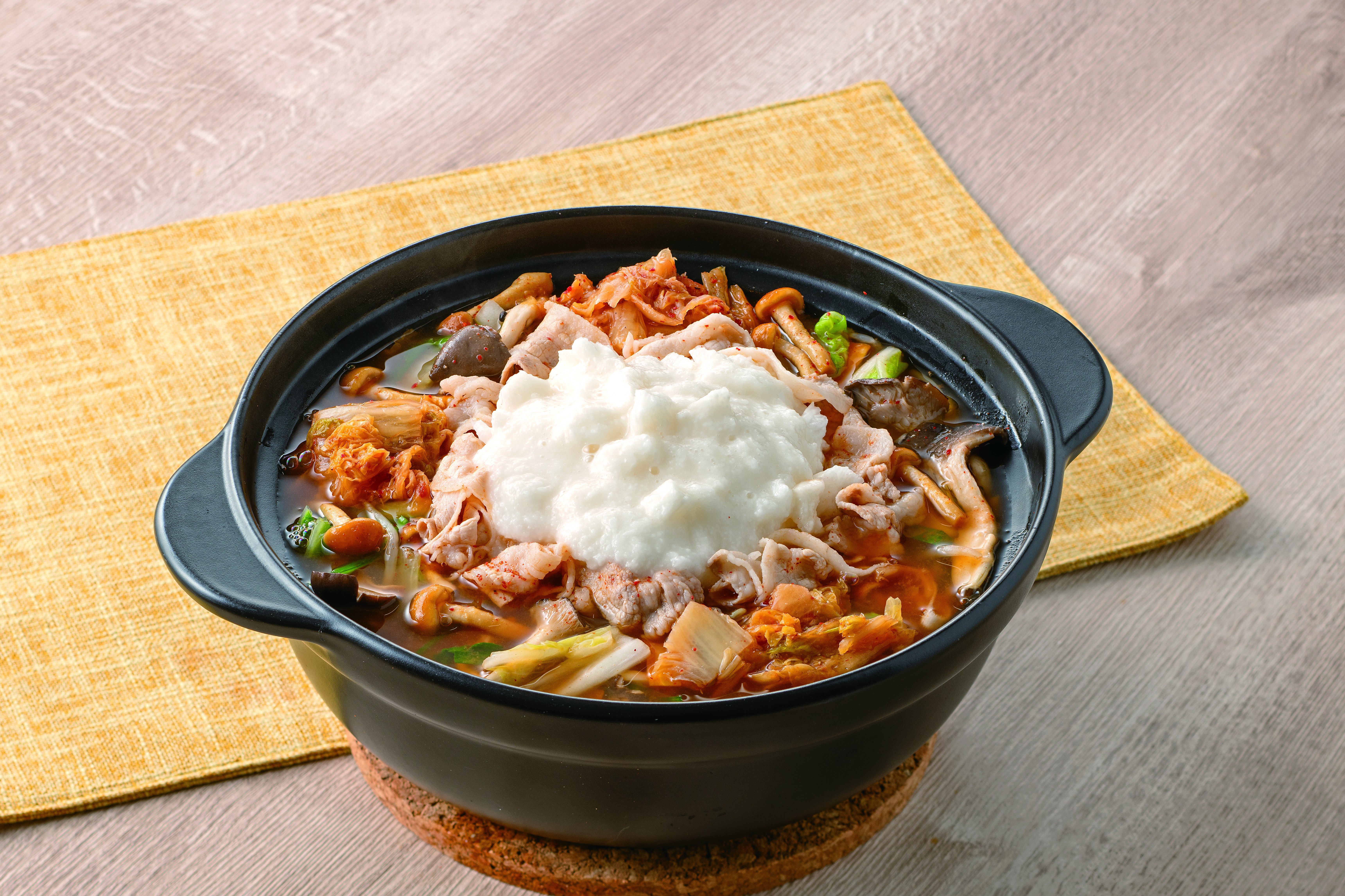 鶏そぼろ入りひじき煮｜Vマーク：信頼の生活ブランド｜株式会社八社会