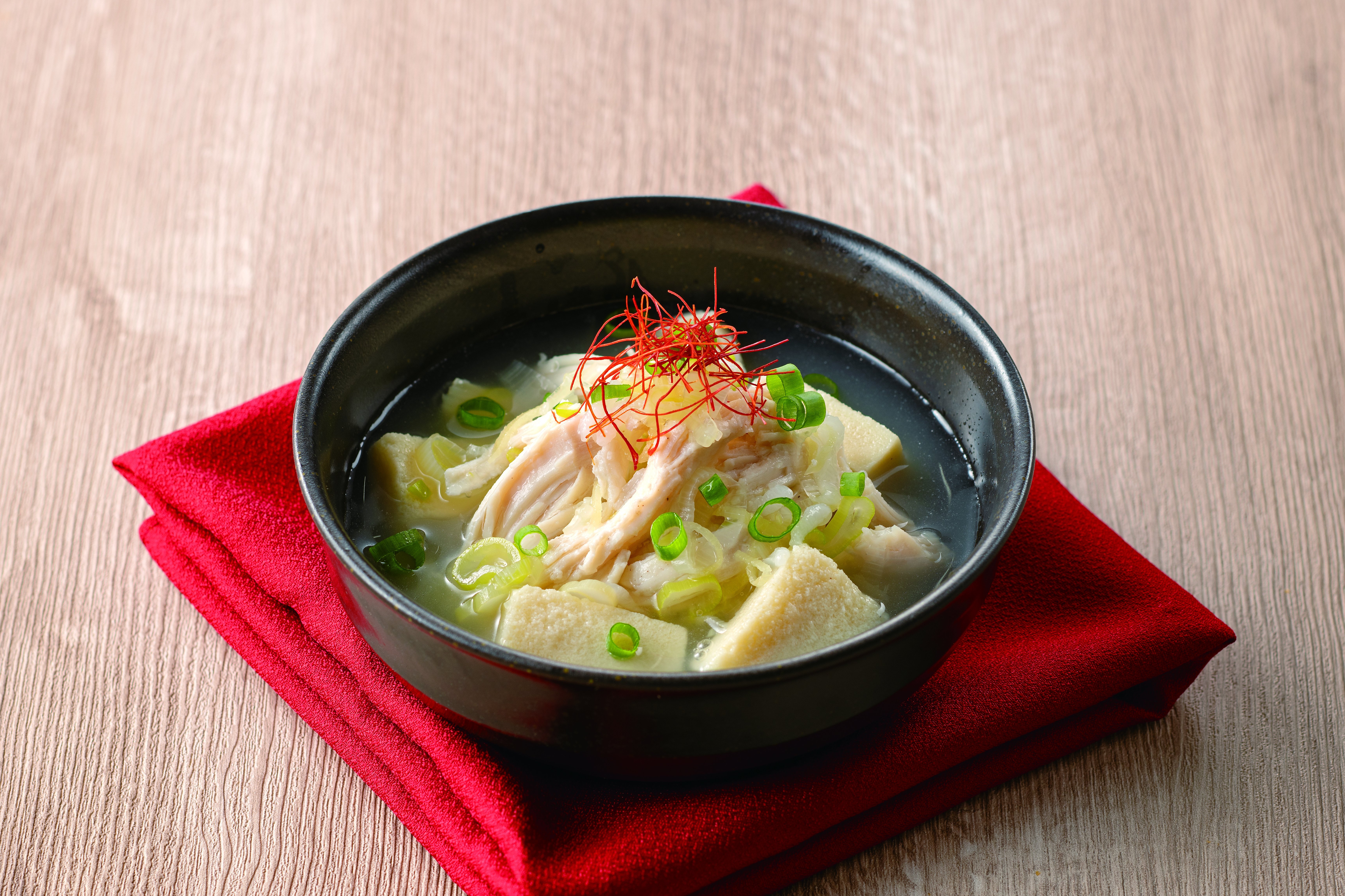 サラダチキンサムゲタン｜Vマーク：信頼の生活ブランド｜株式会社八社会