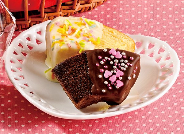バウムクーヘンのチョコレートがけ｜Vマーク：信頼の生活ブランド